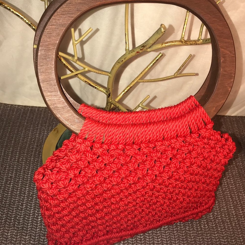 RED HOT Handmade Retro Macrame Purse